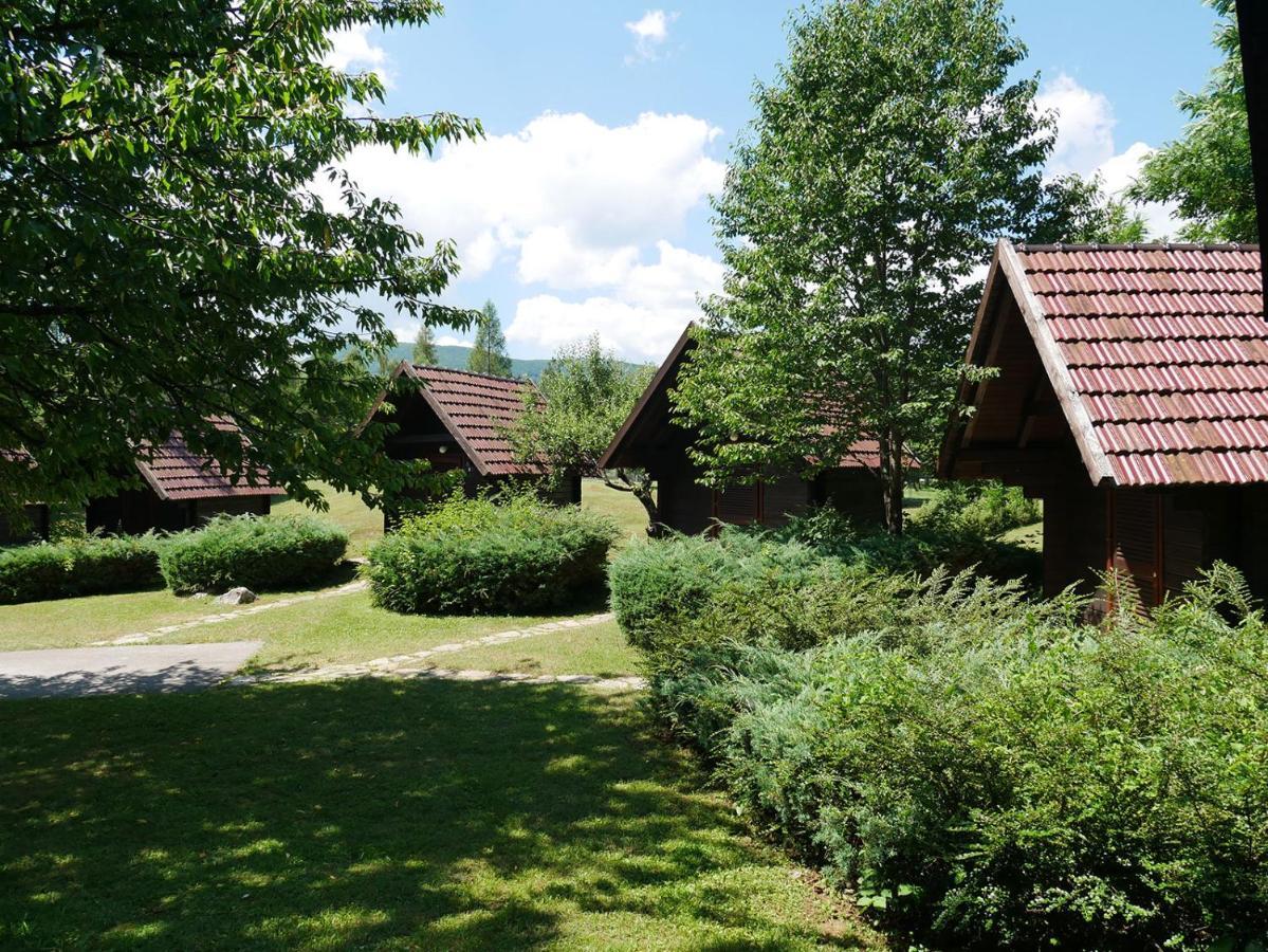 Bungalows Korana - Campsite Korana Seliste Dreznicko Exterior foto