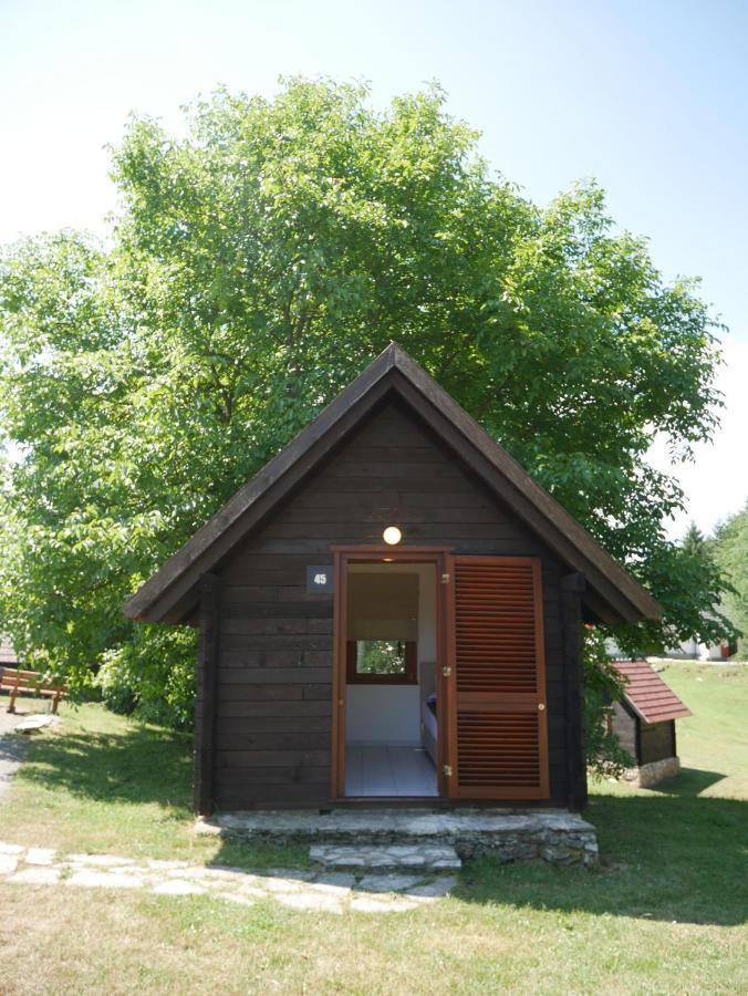Bungalows Korana - Campsite Korana Seliste Dreznicko Exterior foto